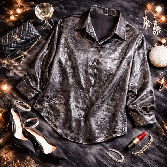 Notations Woman Black Textured Button-Down Blouse – Size 22W - Picture 2 of 9